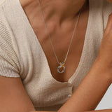 Collar con Nudo Mirabelle