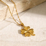 Collar de Oro Ella Clover