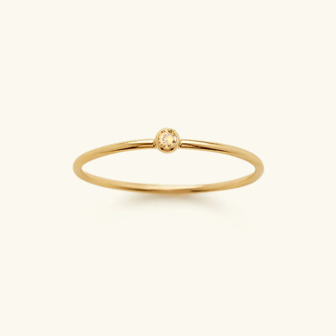 Anillo Apilable de Piedra de Nacimiento Amelia