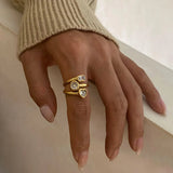 Anillo Amelina con Diamantes en Capas