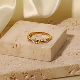 Anillo de Perlas de Agua Dulce Vivienne