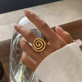 Anillo Espiral de Oro Christy
