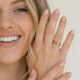 Anillo Apilable de Piedra de Nacimiento Amelia