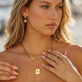 Collar Dorado Capa Raphaela